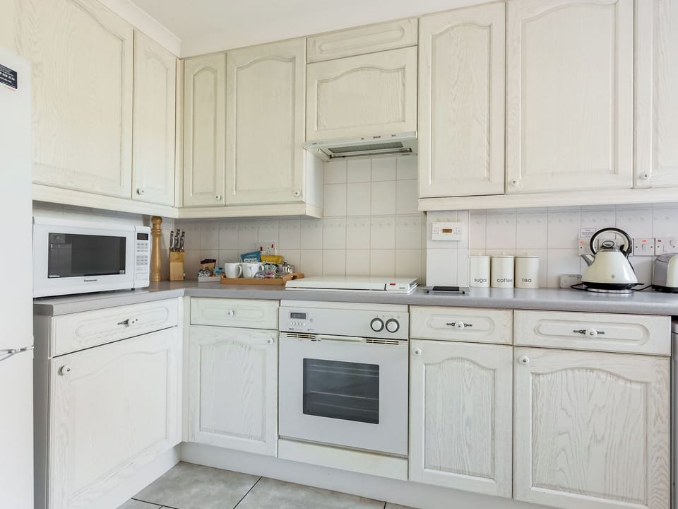 Kitchen | Sanderling, Poole