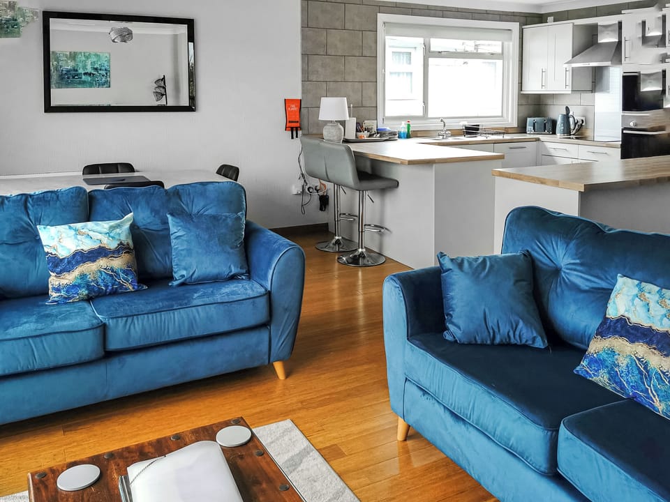 Open plan living space | River View - Norfolk Holiday Lodges, Brundall