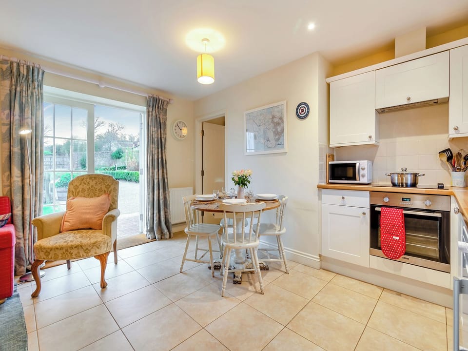 Kitchen area | Folly Cottage - Beachy Head Cottages, East Dean