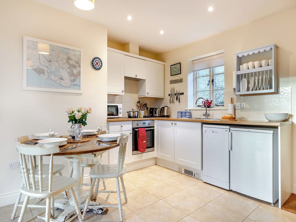 Kitchen area | Folly Cottage - Beachy Head Cottages, East Dean