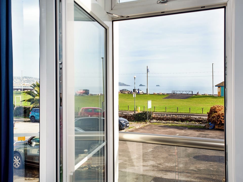 View | Mermaids View - Sunnybeach Holiday Apartments, Paignton