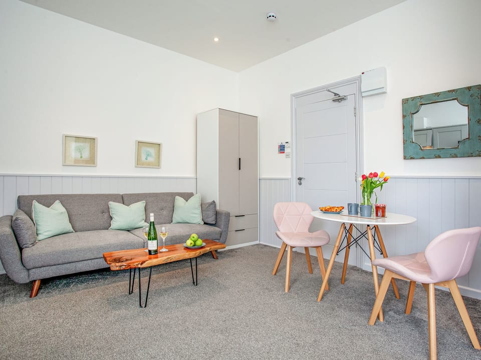 Open plan living space | Seahorse Shore - Sunnybeach Holiday Apartments, Paignton
