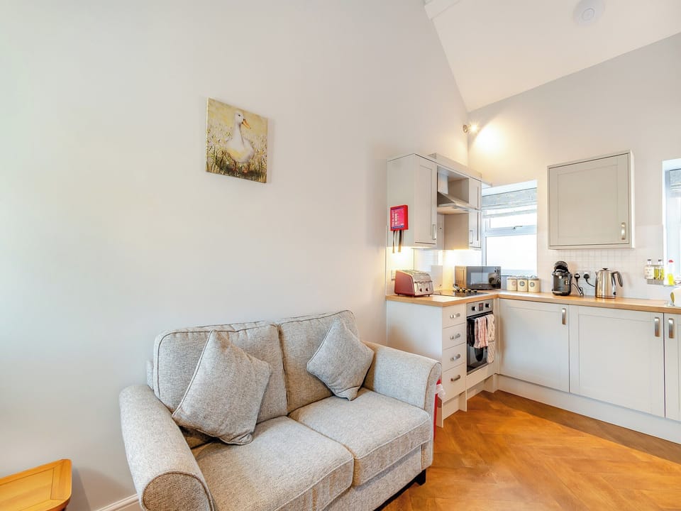 Open plan living space | The Cow &rsquo;Ouse - Wolds Way Holiday Cottages, Low Hunsley, Cottingham