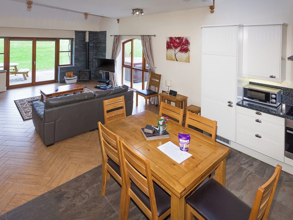 Open plan living space | Laurel Cottage - Williamscraig Holiday Cottages, Linlithgow