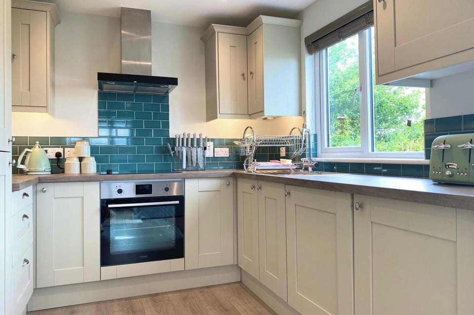 Kitchen area | Holywell - Carnebo Holiday Barns, Perranporth