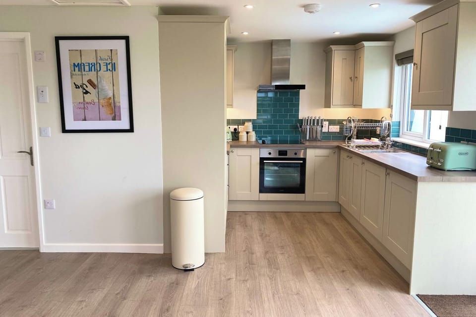 Kitchen area | Holywell - Carnebo Holiday Barns, Perranporth