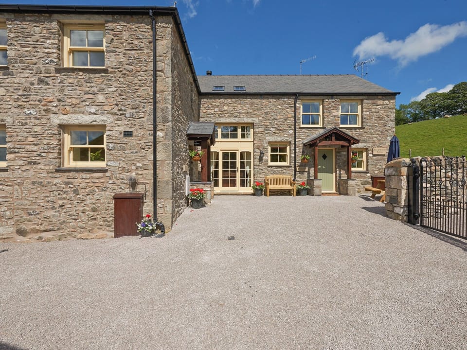 Exterior | Spring Cottage - Helm Mount Barns, Barrows Green, near Kendal