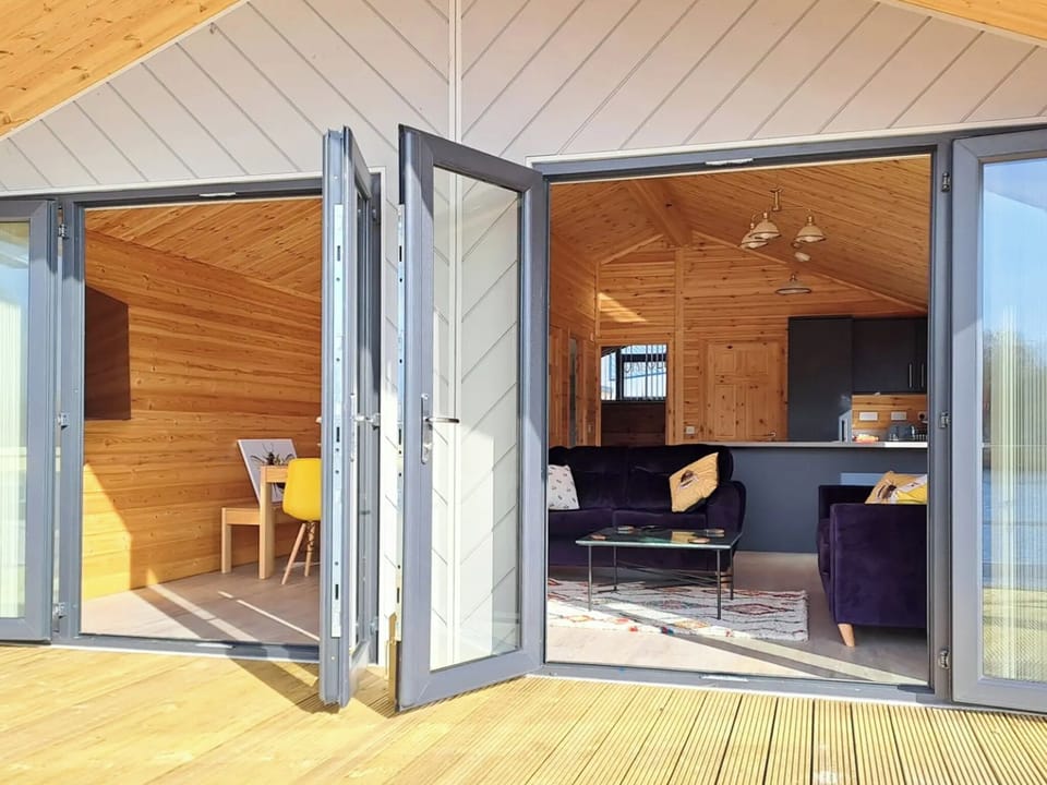 Decking | Nature&rsquo;s Nook - Norfolk Holiday Lodges, Brundall