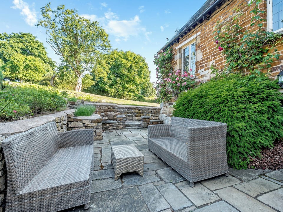 Sitting-out-area | Croxton Park House, Croxton Kerrial, near Grantham
