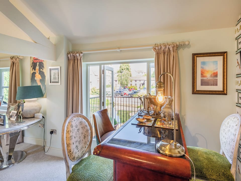 Open plan living space | Old Ford Place, Stamford