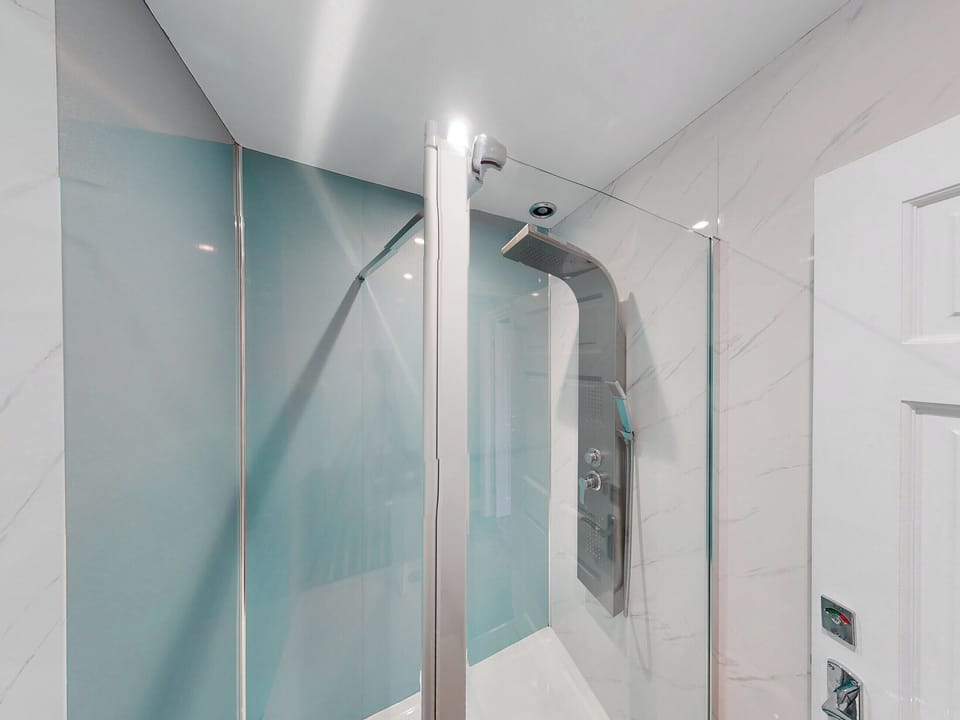 Bathroom | 44 Norwood, Scarborough