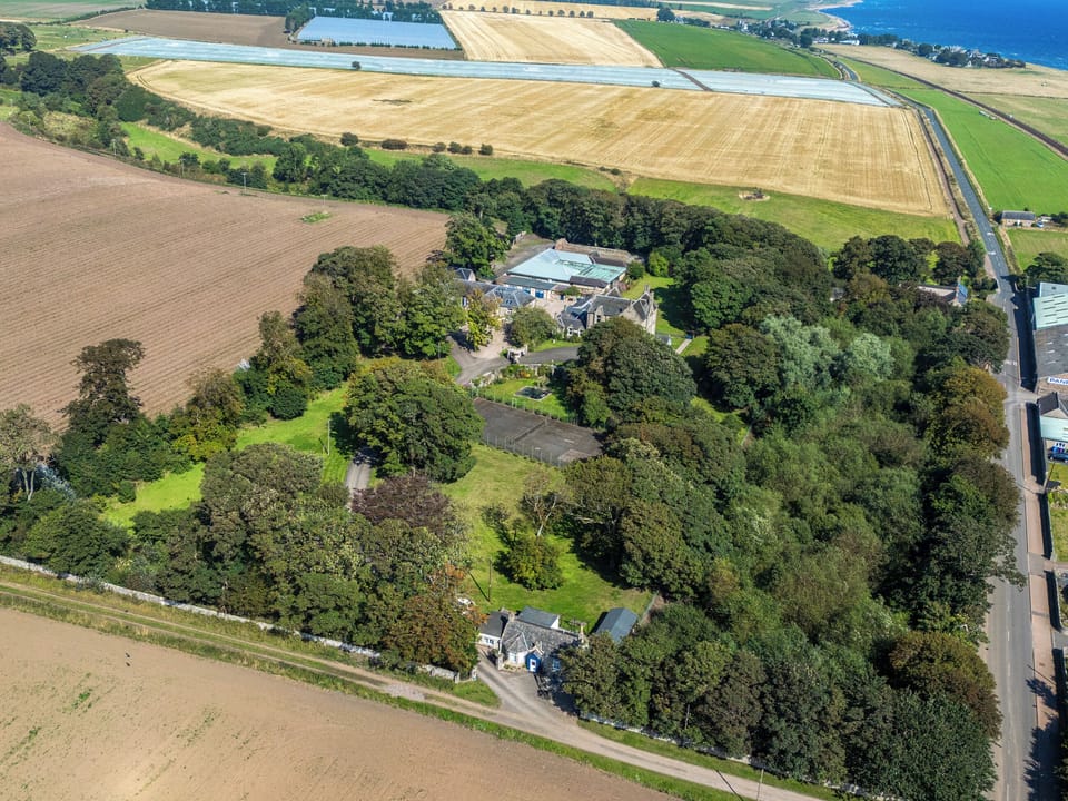 Setting | The Hay Loft, Carnoustie