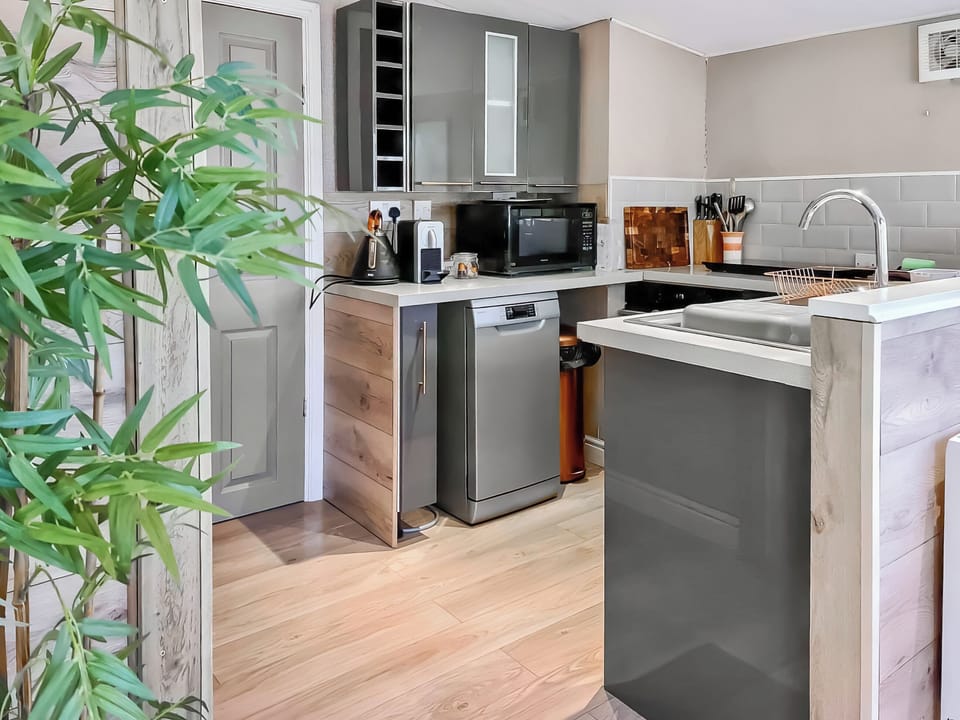 Kitchen | Rowan Tree Lodge - Woodland Escapes, Ludlow