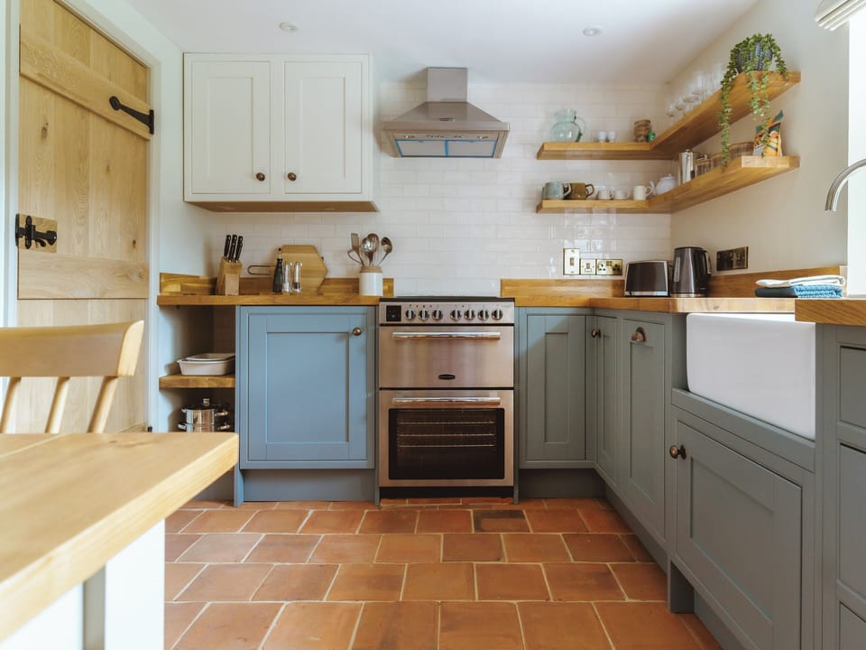 Kitchen/diner | Swann Cottage - Worstead Estate, Smallburgh, near North Walsham
