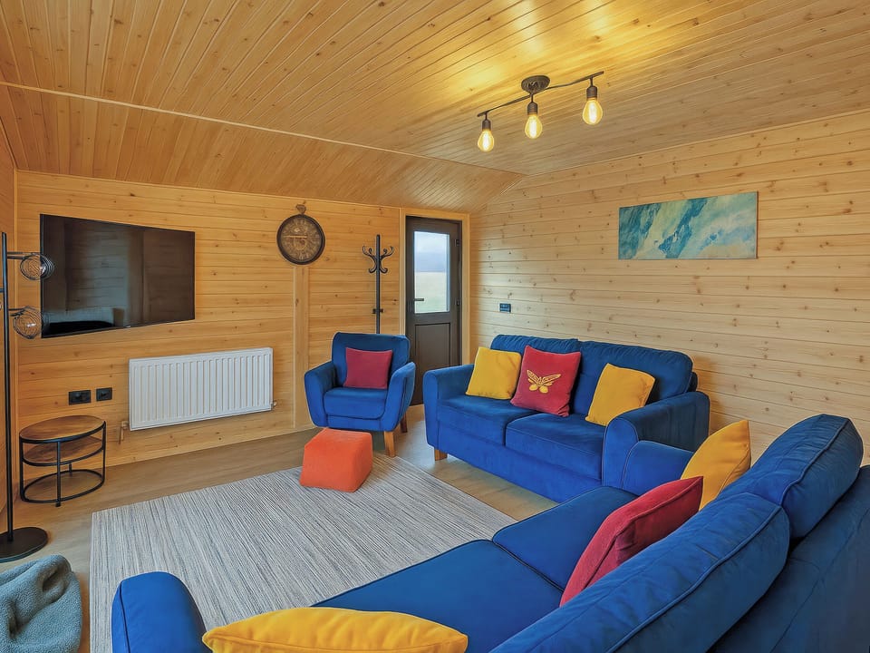 Living area | Ferry Lodge - Norfolk Holiday Lodges, Brundall
