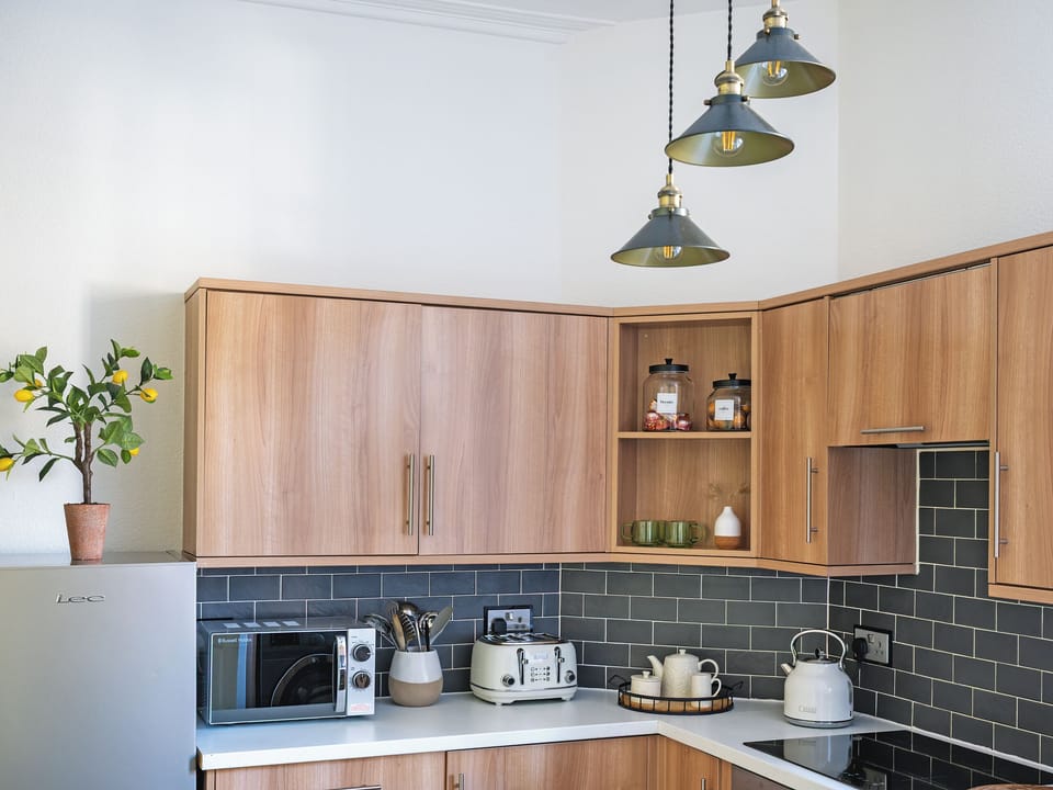 Kitchen | Lovely Little Let, Birnam