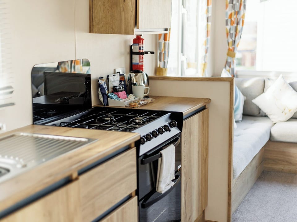 Kitchen area | Club Tropicana, Poole