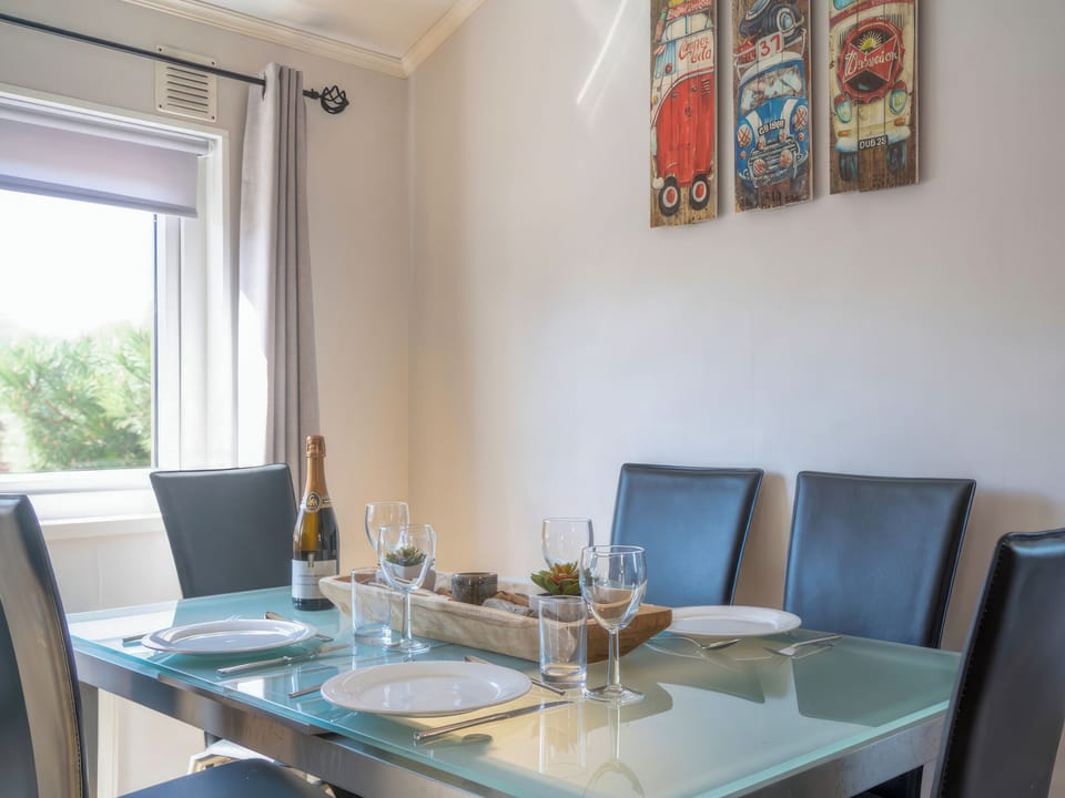 Dining Area | 4 Meadow View - Mullacott Retreats, Ilfracombe