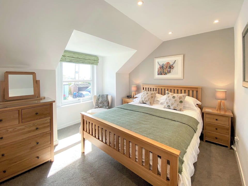 Double bedroom | Rockpool Cottage - Tramway Cottages, Ellenabeich, Isle of Seil