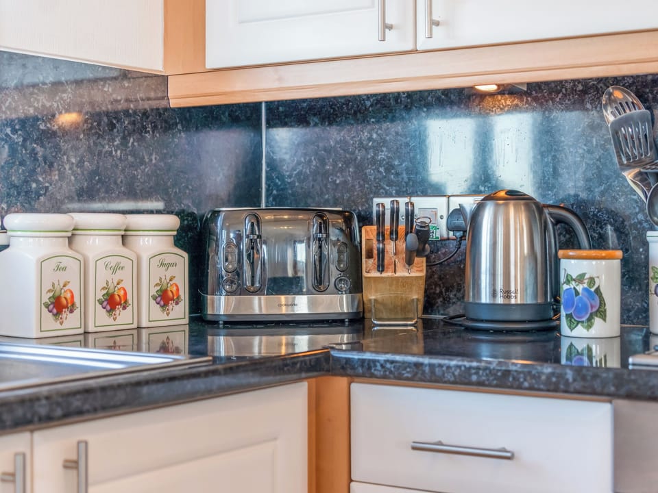 Open plan living space | Driftwood - Mullacott Retreats, Ilfracombe