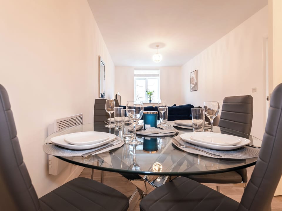 Dining Area | Flat 1 - London Apartments, Southampton