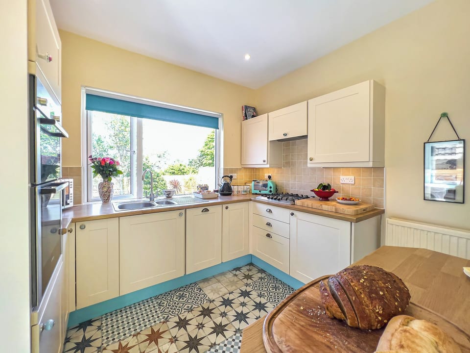 Kitchen | Aqua - A Beach Bedroom, Combe Martin, near Ilfracombe