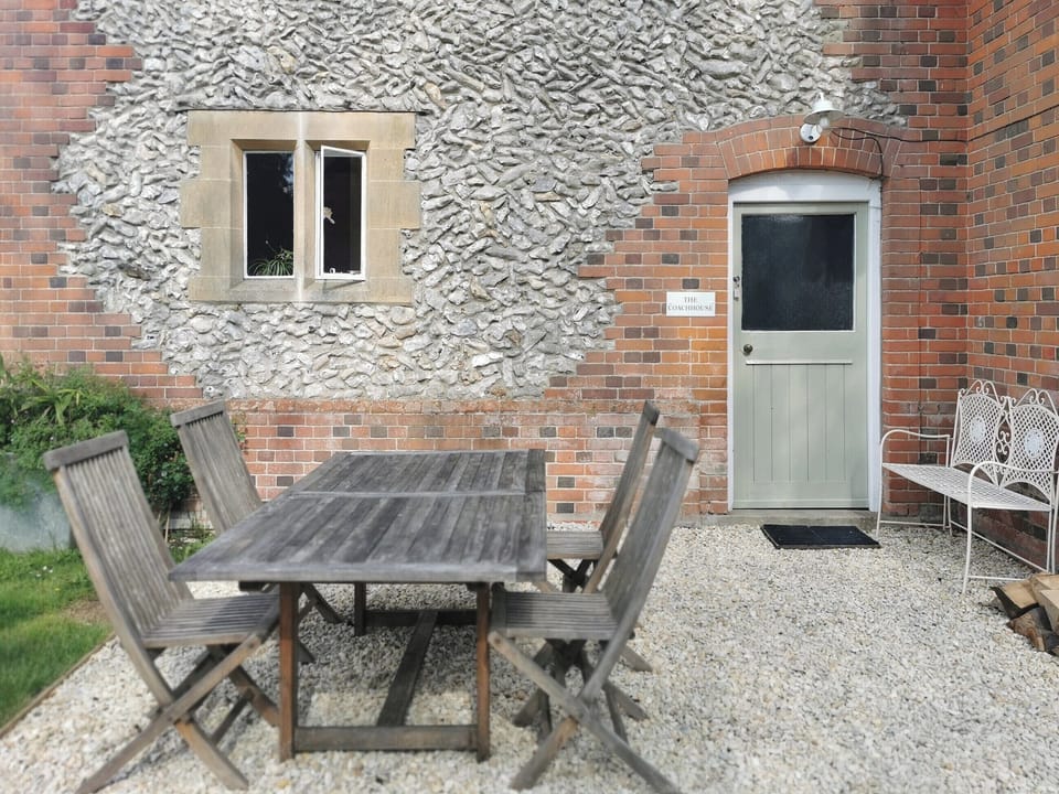 Outdoor area | The Coach House - Kingsettle Stud, Cholderton, near Salisbury