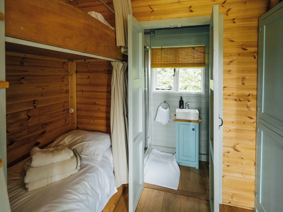 Interior | Bustard Hut - Kingsettle Stud, Cholderton, near Salisbury