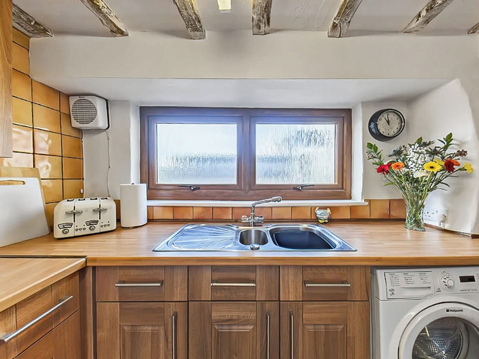 Kitchen | Ty Cerrig Cottage, Corwen