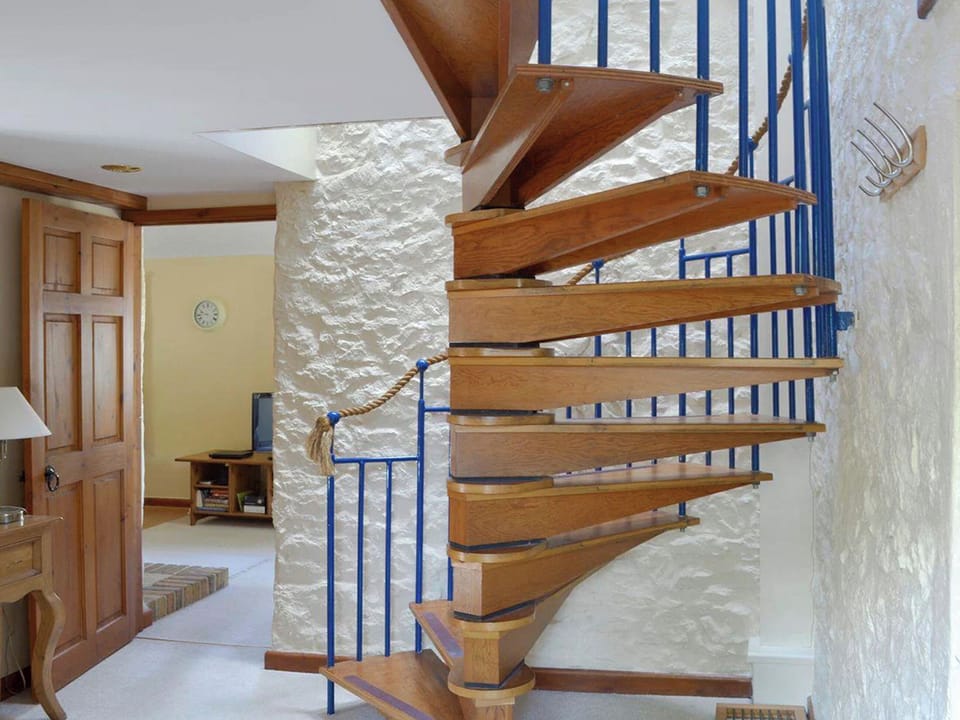 Shared facilities &ndash; Tennis court | Little Dunley Cottages, Bovey Tracey