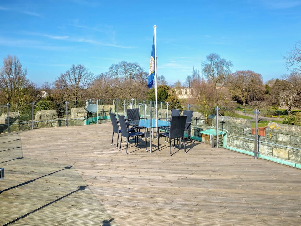 Sitting-out-area on the decked roof terrace | Lendal Tower, York