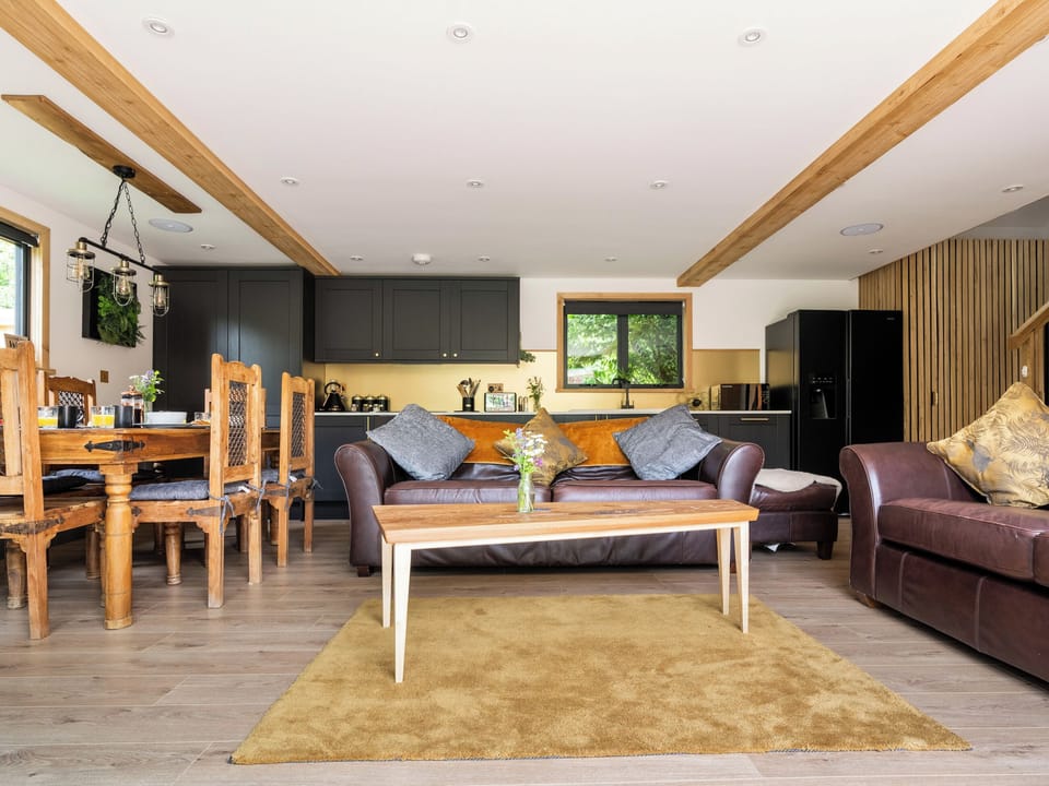 Open plan living space | Fern Lodge - The Osiers, Chichester