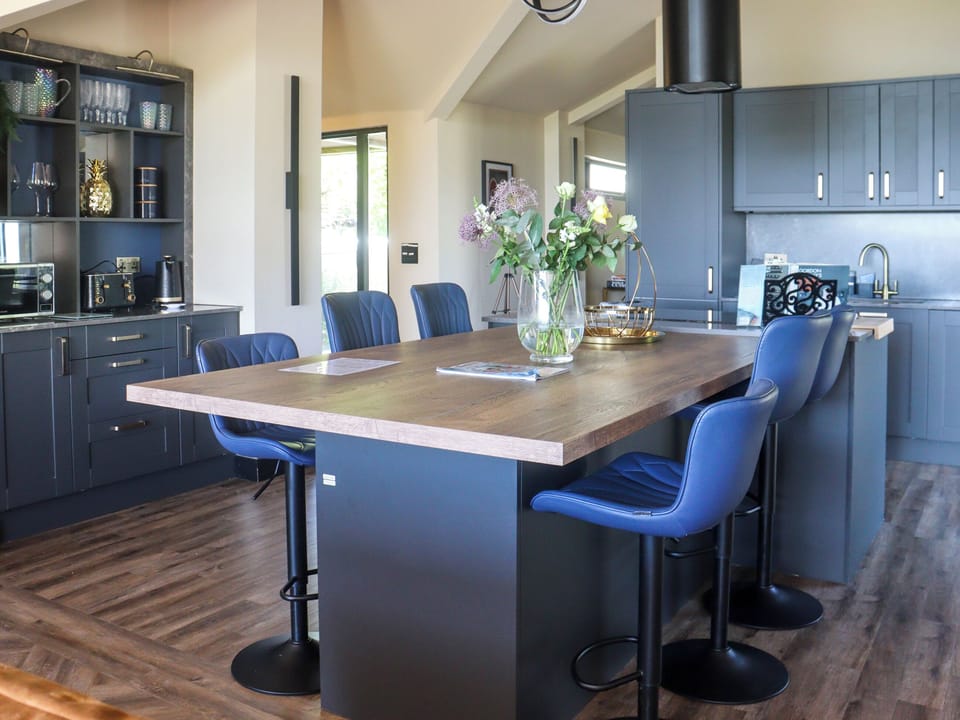 Kitchen/diner | Deerview Stables - Deer View Villas, Bonvilston