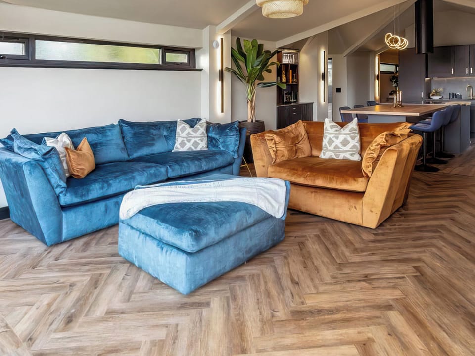 Open plan living space | Deerview Stables - Deer View Villas, Bonvilston