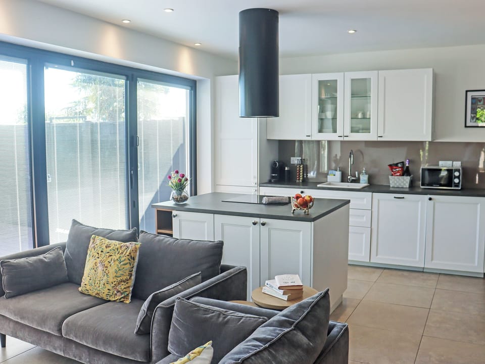 Open plan living space | Deerview Lodge - Deer View Villas, Bonvilston