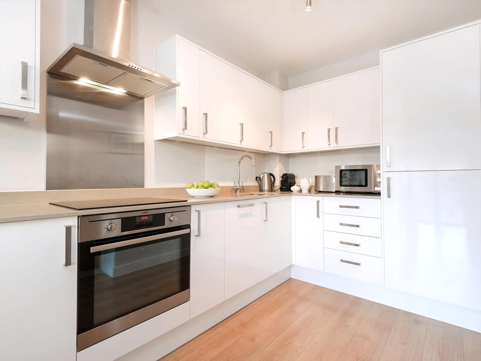 Kitchen | Nelson Apartment, Bath