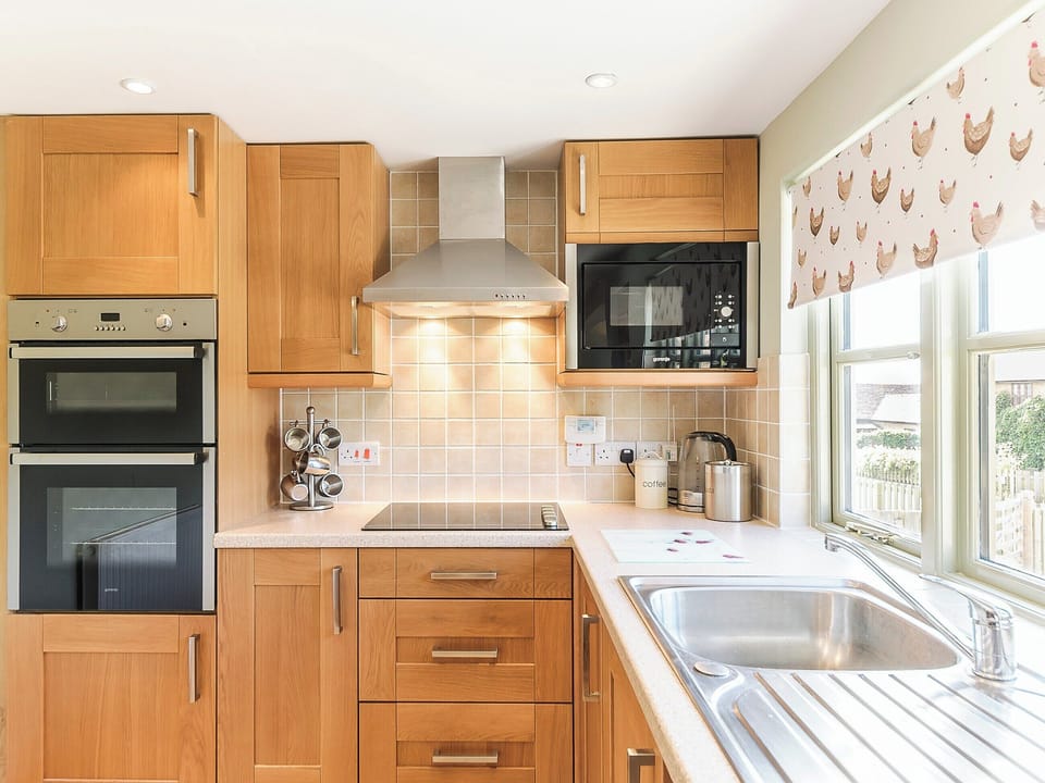 Kitchen | Apple Tree Lodge, Ludlow