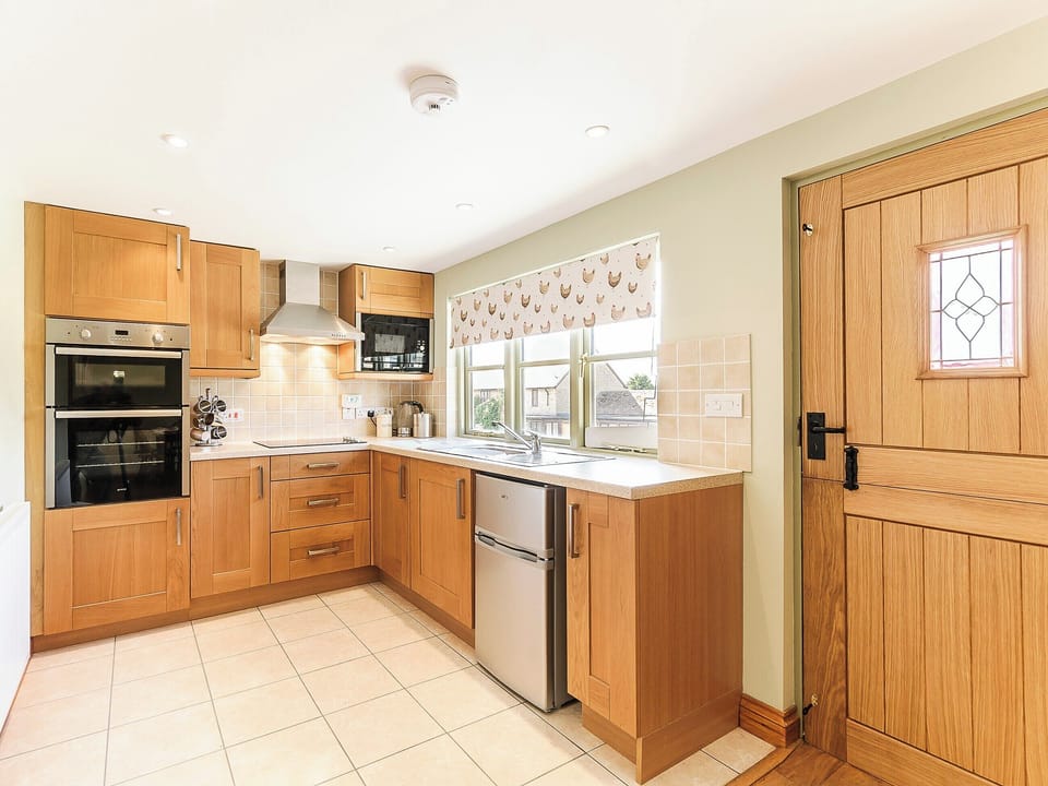 Kitchen | Apple Tree Lodge, Ludlow