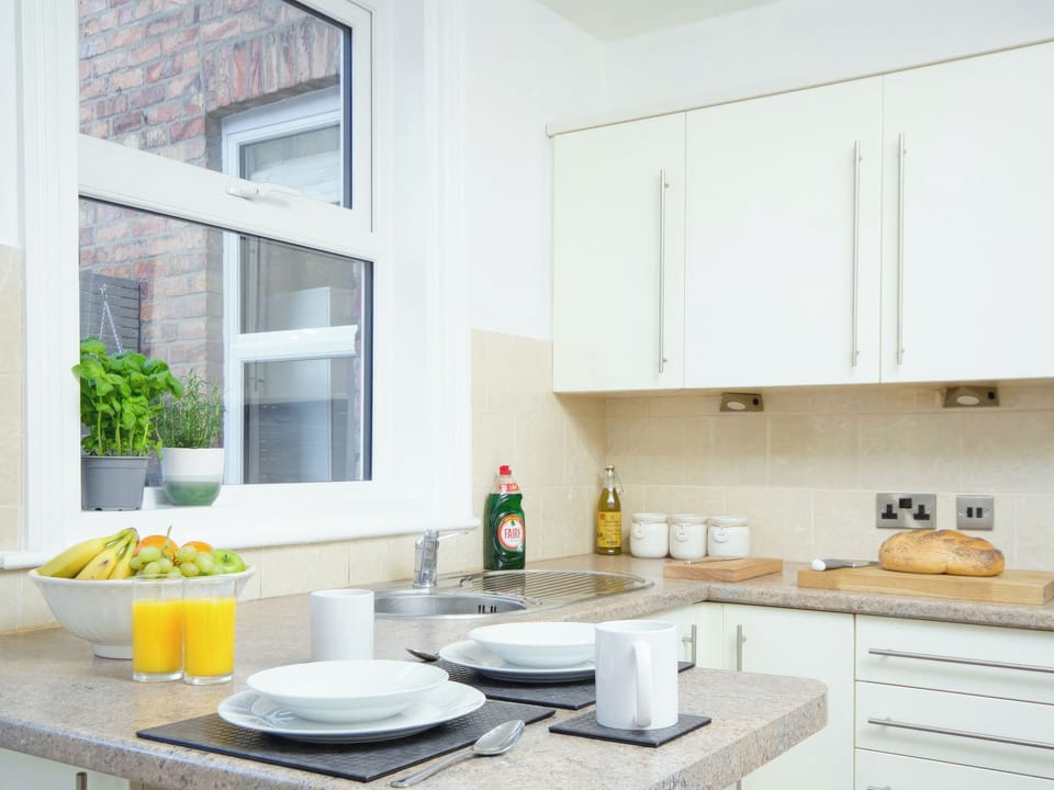 Kitchen | The Townhouse - Ashville Houses, Scarborough