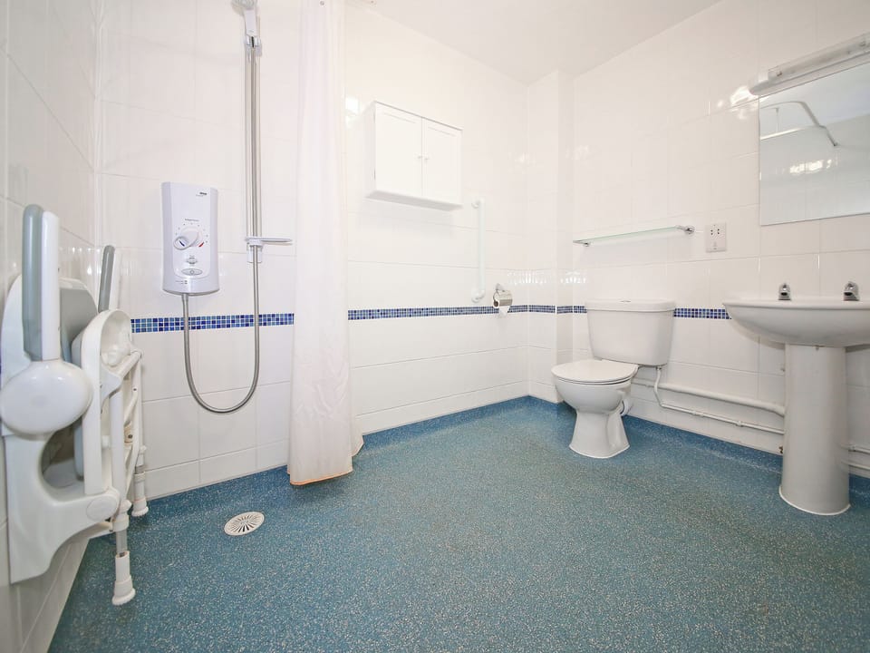 Shower room | Beech Cottage, Uckfield