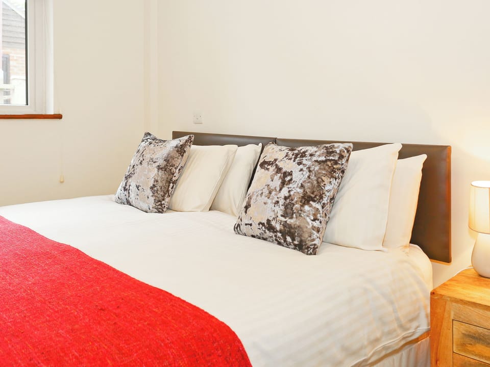 Double bedroom | Beech Cottage, Uckfield