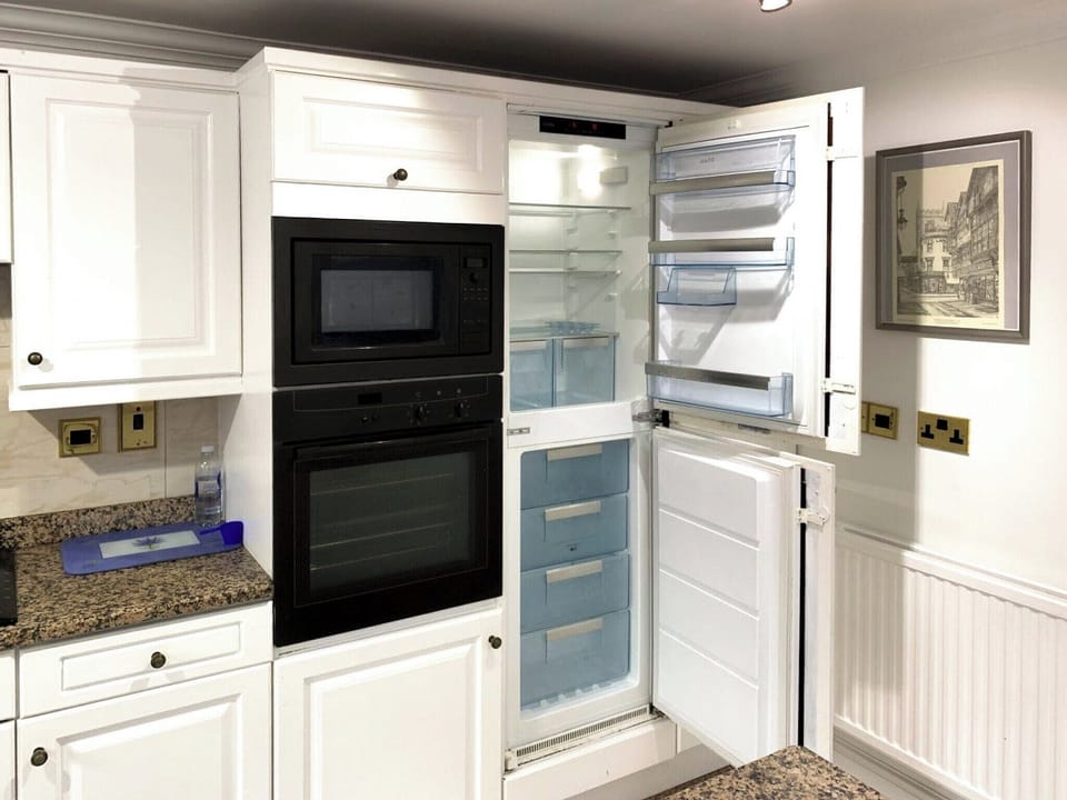 Kitchen | South Parade Mansions, Bristol