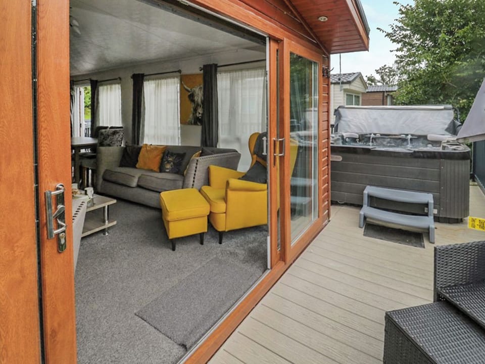 Exterior | Mulberry Lodge - LMA Retreats, Morpeth