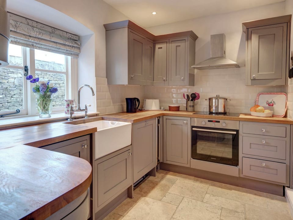 Kitchen | Tiesel Cottage, Near Cheltenham