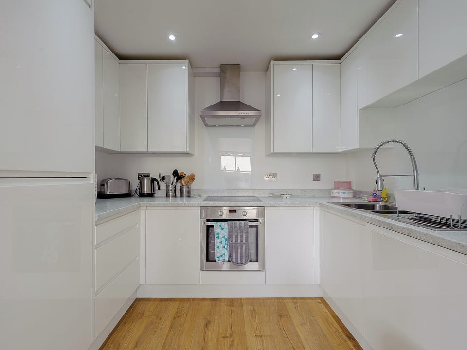 Kitchen | Quayside Apartment, Harwich