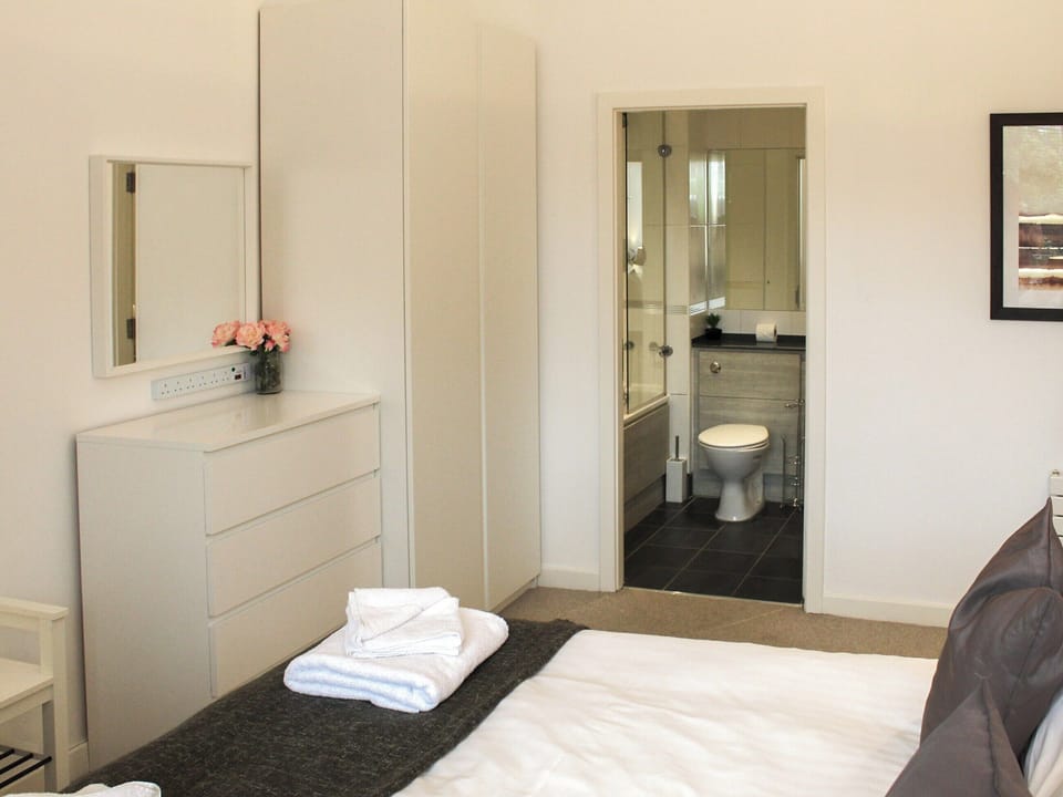 Double bedroom | Crown Apartments 113 - Crown Apartments, Newcastle upon Tyne