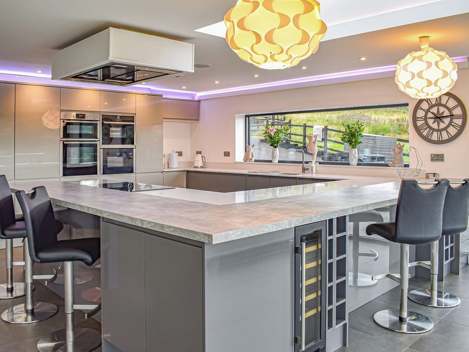 Kitchen | Lake View, Rudyard Lake