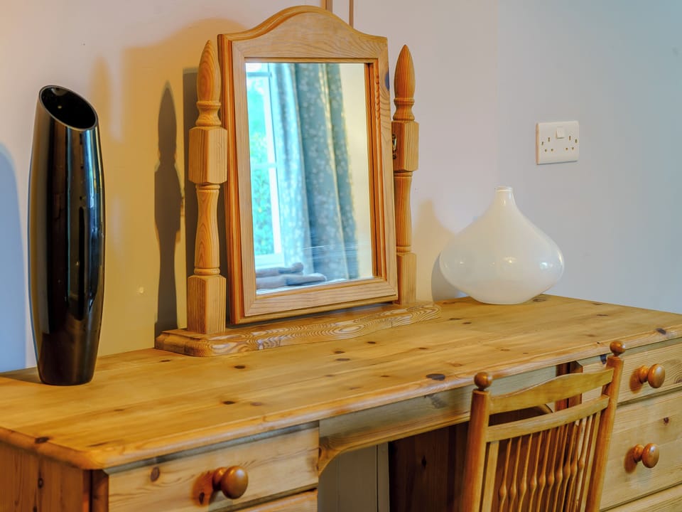 Double bedroom | Ivy Cottage - Wellstone Cottages, Llanfyrnach