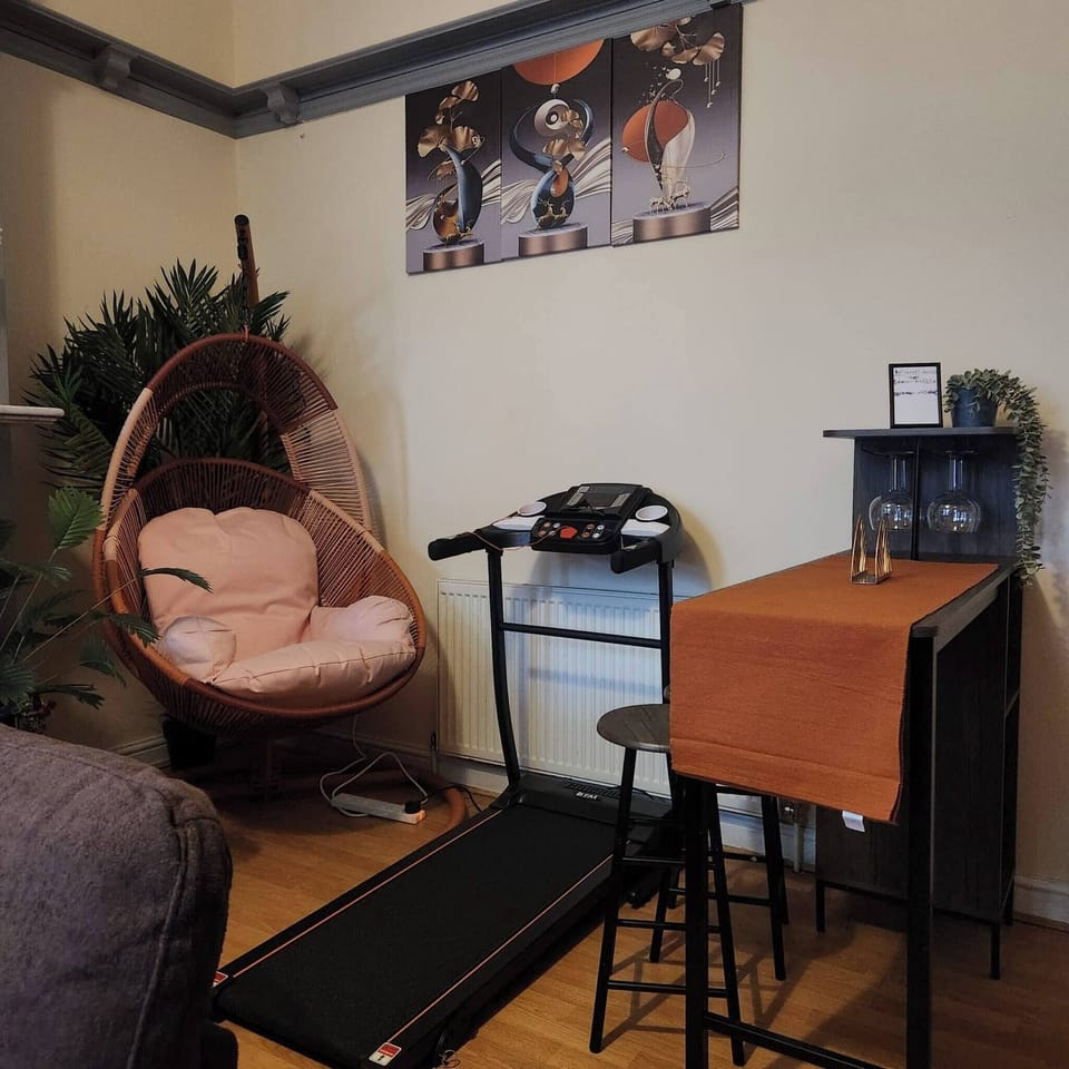 Apartment, 1 Bedroom, Fireplace | Interior