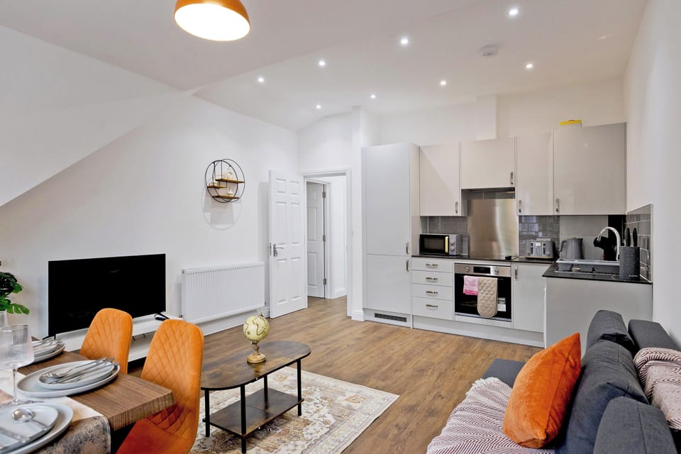 Comfort Apartment, 2 Bedrooms | Living area